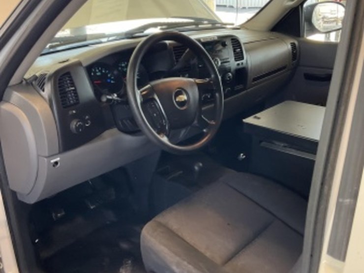 2012-chevrolet-silverado-1500-image-22