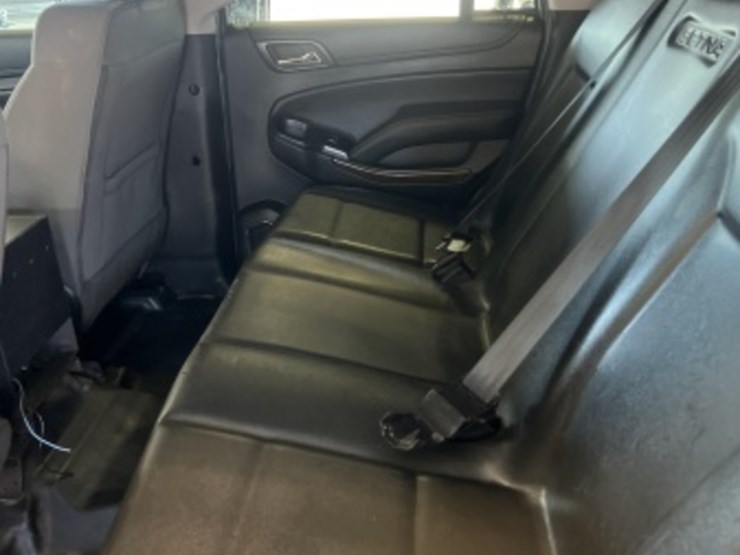 2018-chevrolet-tahoe-image-23