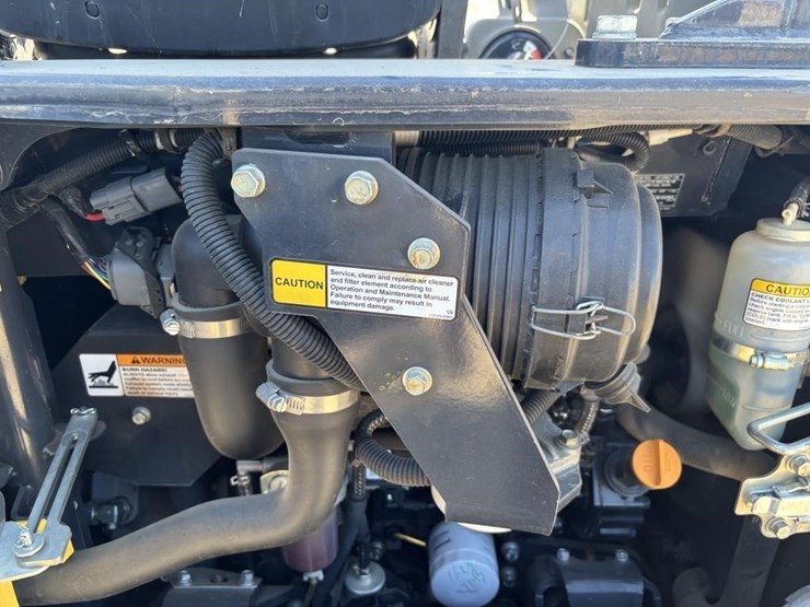 2020-yanmar-vi035-hydraulic-excavator-image-50
