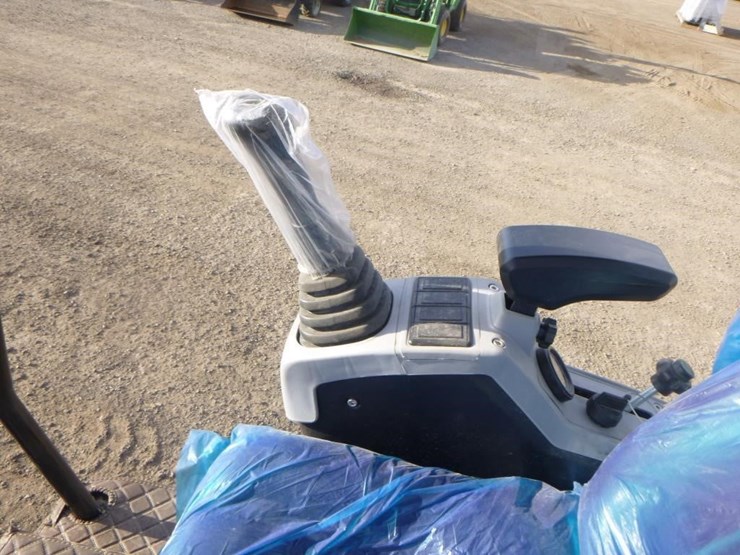 2025-vicsec-vc18kf-hydraulic-excavator-image-22