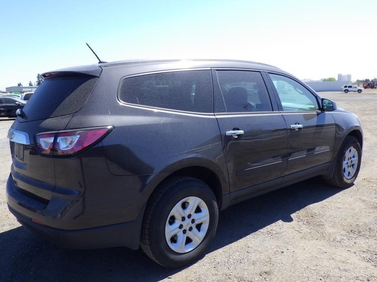 2017-chevrolet-traverse-image-4