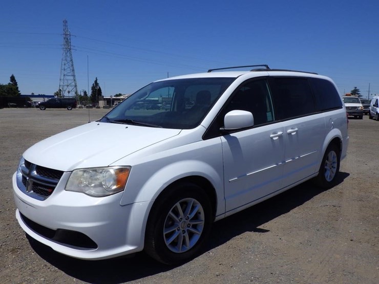 2014-dodge-grand-caravan-image-1