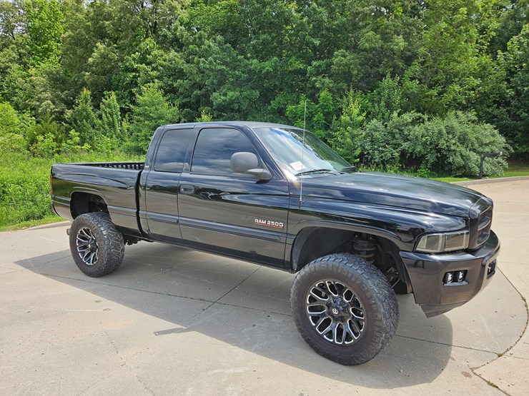 #18968-•-2002-dodge-ram-pickup-truck-image-41