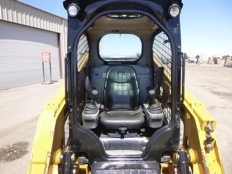 2019-caterpillar-249d-image-15