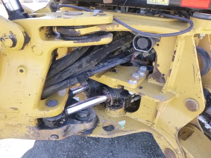 2011-caterpillar-420e-image-18