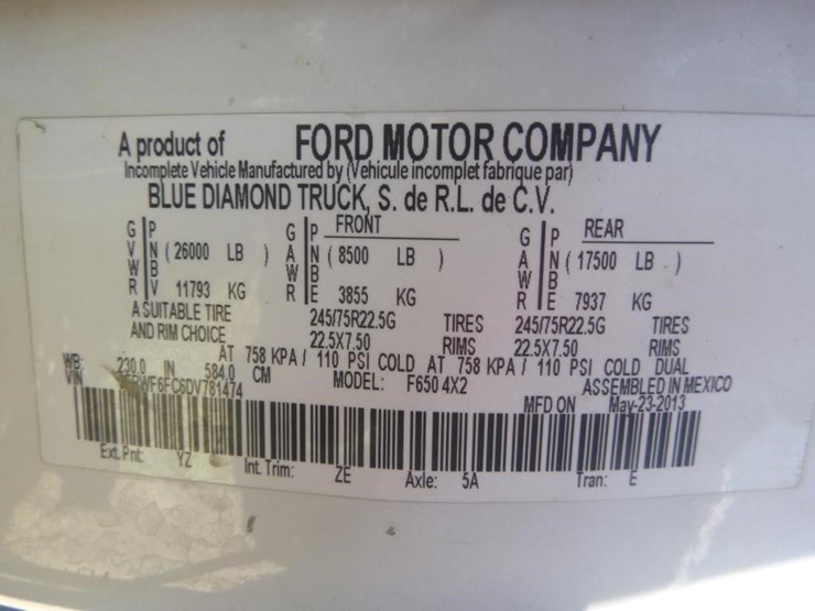 2013-ford-f650-image-32