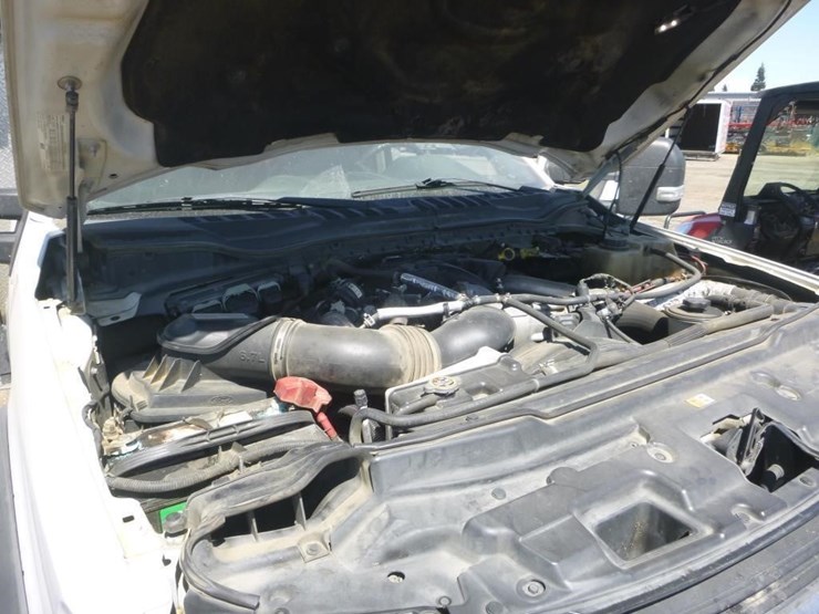 2017-ford-f550-image-28