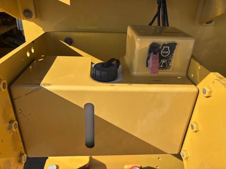 2019-caterpillar-930m-image-27