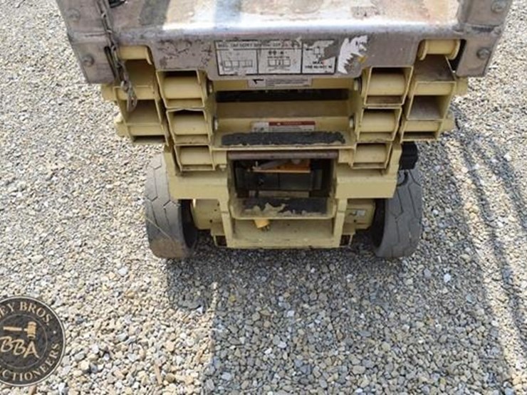 2014-jlg-1930es-image-12