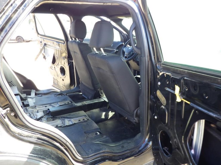 2017-ford-explorer-image-9