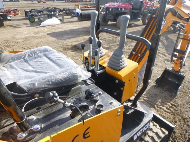 2025-vicsec-vc13-hydraulic-excavator-image-22