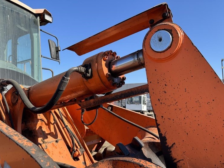 2013-doosan-dl300-3-image-14