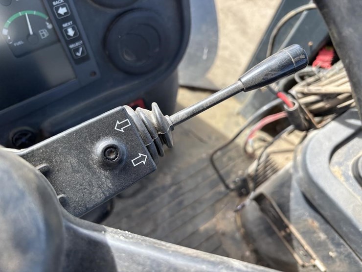 deere-624j-image-30
