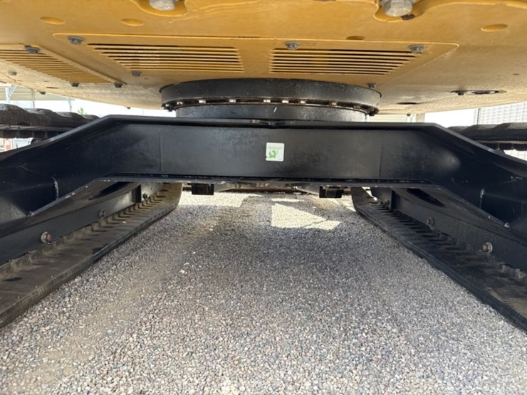 2019-caterpillar-305e2-cr-image-15