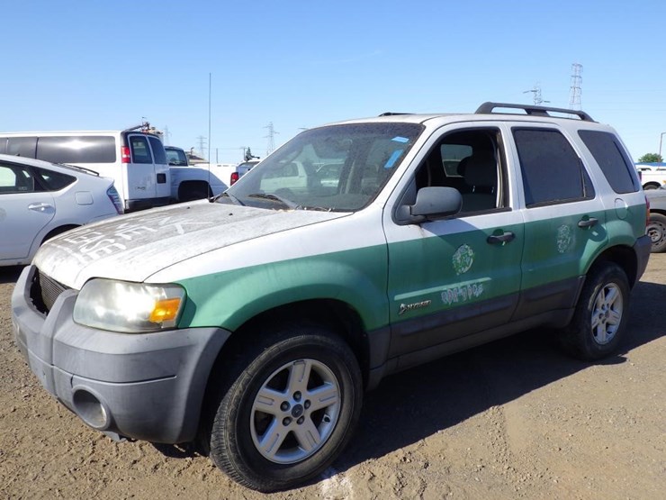 2007-ford-escape-image-2