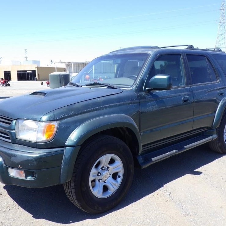 2001 TOYOTA 4 RUNNER