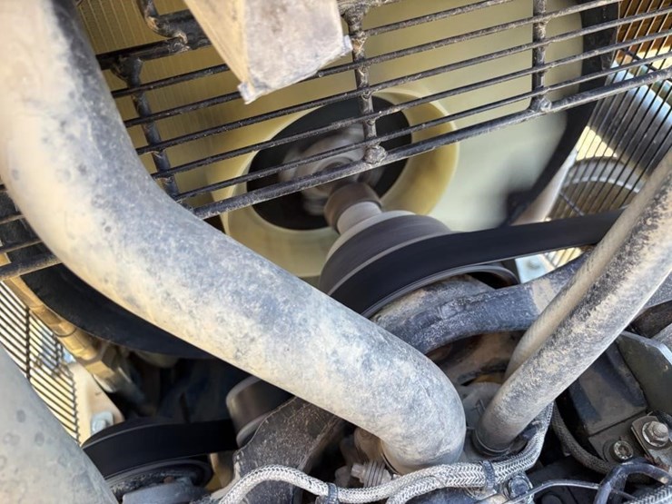 2019-deere-310l-ep-image-51