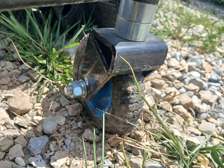 #19696-•-wolverine-3-blade-mower-skid-steer-attachment-[damaged]-image-13