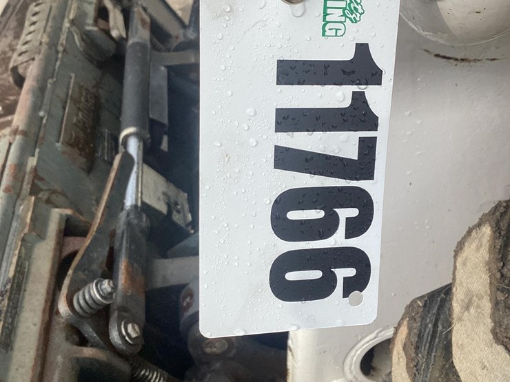 2021-bobcat-s64-image-22