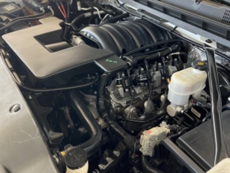 2017-chevrolet-silverado-1500-image-13