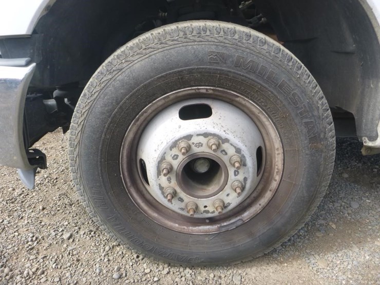 2015-ford-f350-image-16