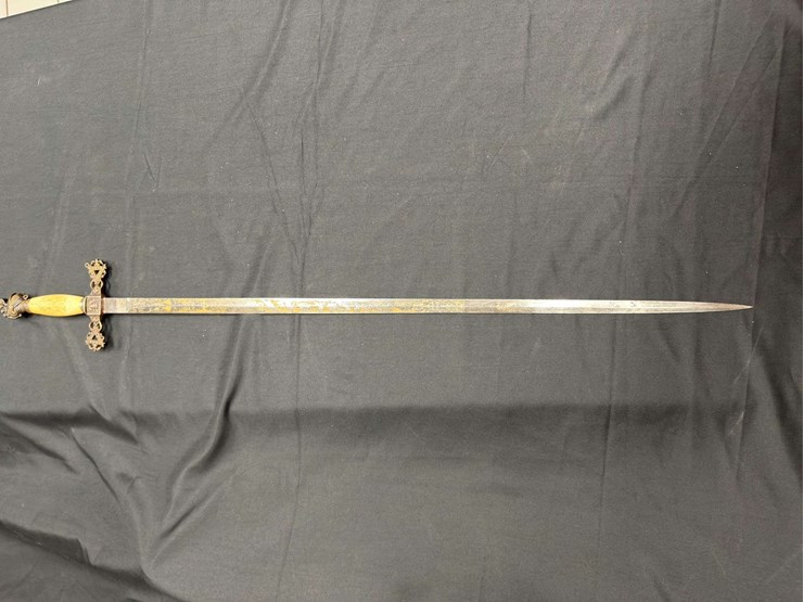 masonic-knights-templar-past-commander-id'd-ceremonial-sword-w/scabbard-image-8