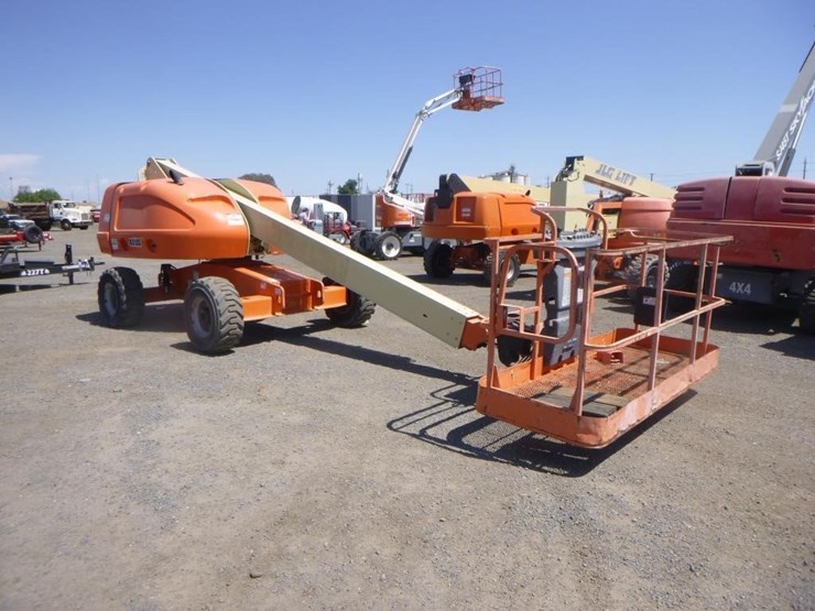2007-jlg-400s-image-2
