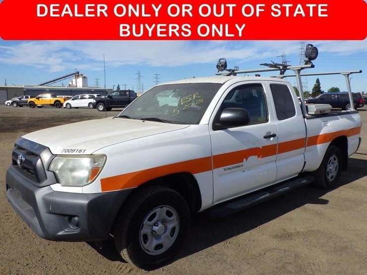 2013-toyota-tacoma-image-1