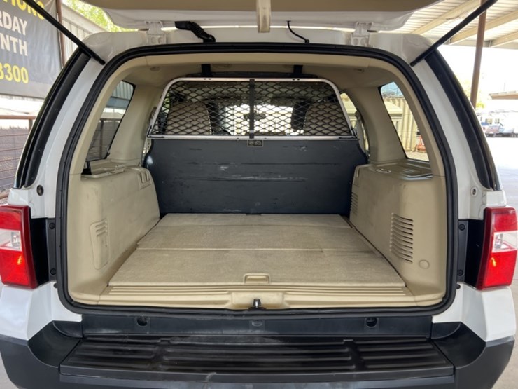 2016-ford-expedition-image-9