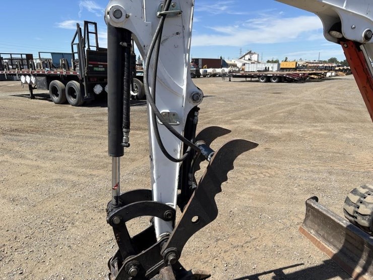2019-bobcat-e26-image-16