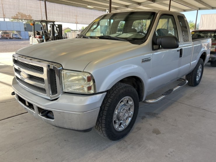 2005-ford-f250-image-4
