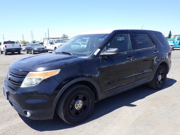 2015-ford-explorer-image-2
