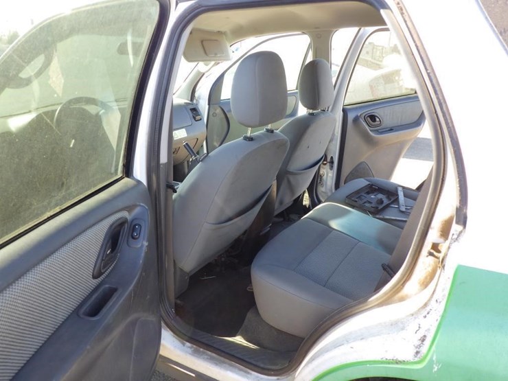 2007-ford-escape-image-8