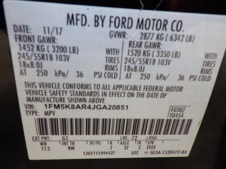 2018-ford-explorer-image-16