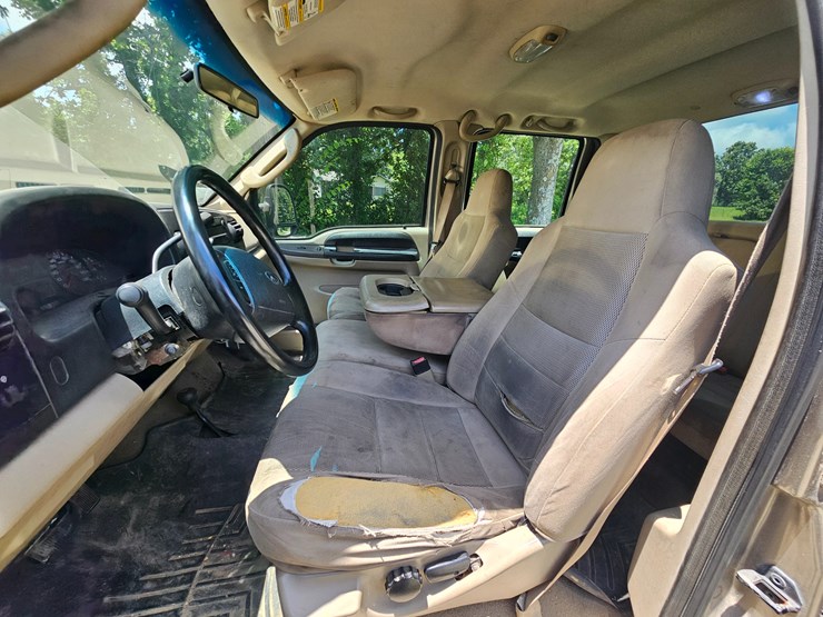 2006-ford-f350-image-34