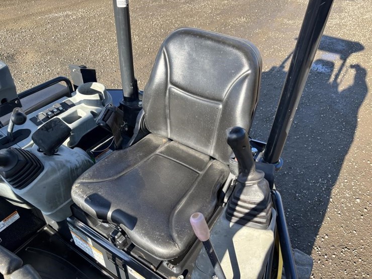 2020-yanmar-vi035-hydraulic-excavator-image-26