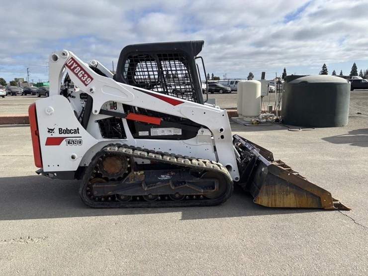 2019-bobcat-t590-image-7