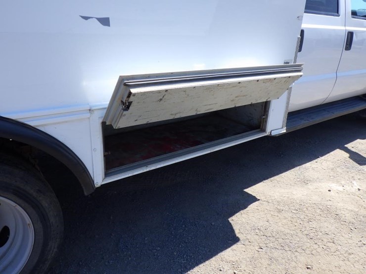 2012-ford-f550-image-13