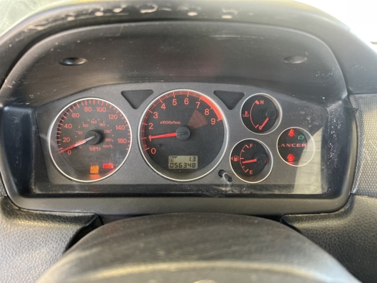 2004-mitsubishi-lancer-sdn-image-15