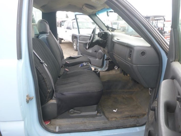 2006-gmc-2500-image-10