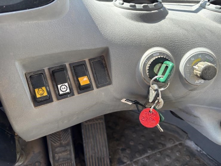 2007-volvo-l110e-image-37
