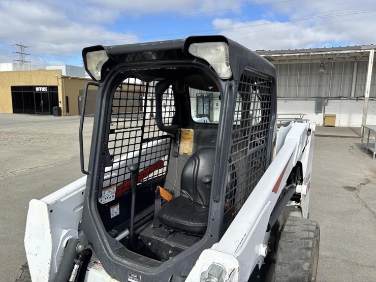 2018-bobcat-s550-image-19