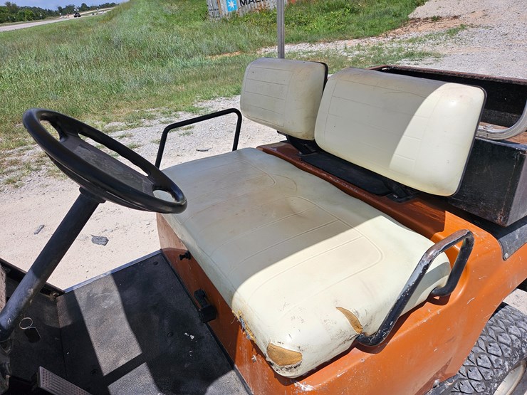 #20867-•-yamaha-golf-cart-image-28