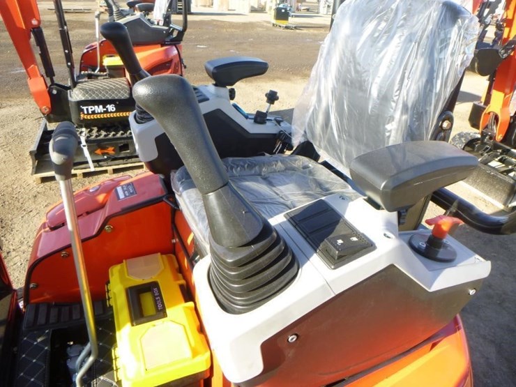 2025-tpm-16-hydraulic-excavator-image-22