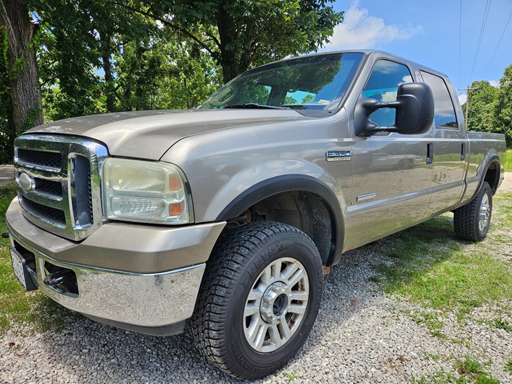 2006-ford-f350-image-1