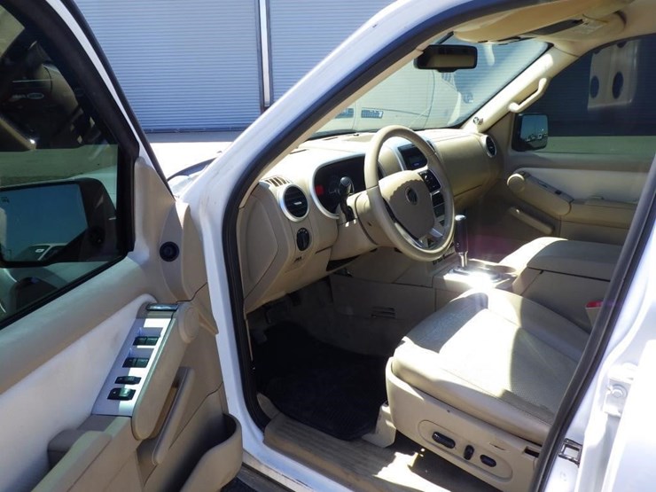 2007-mercury-mountaineer-image-5