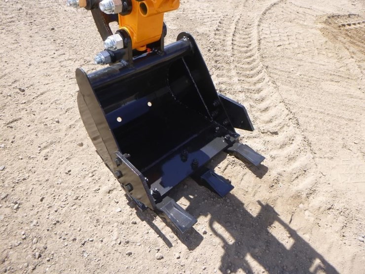 2025-vicsec-vc15j-hydraulic-excavator-image-9