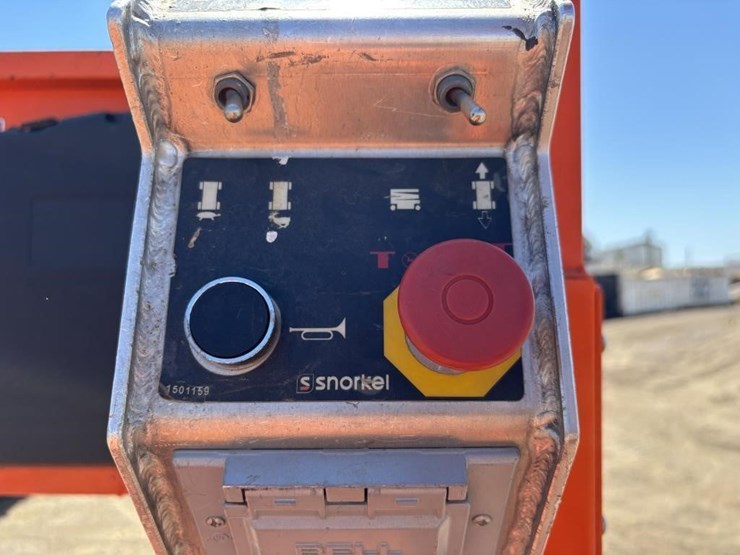2019-snorkel-s3226e-image-9