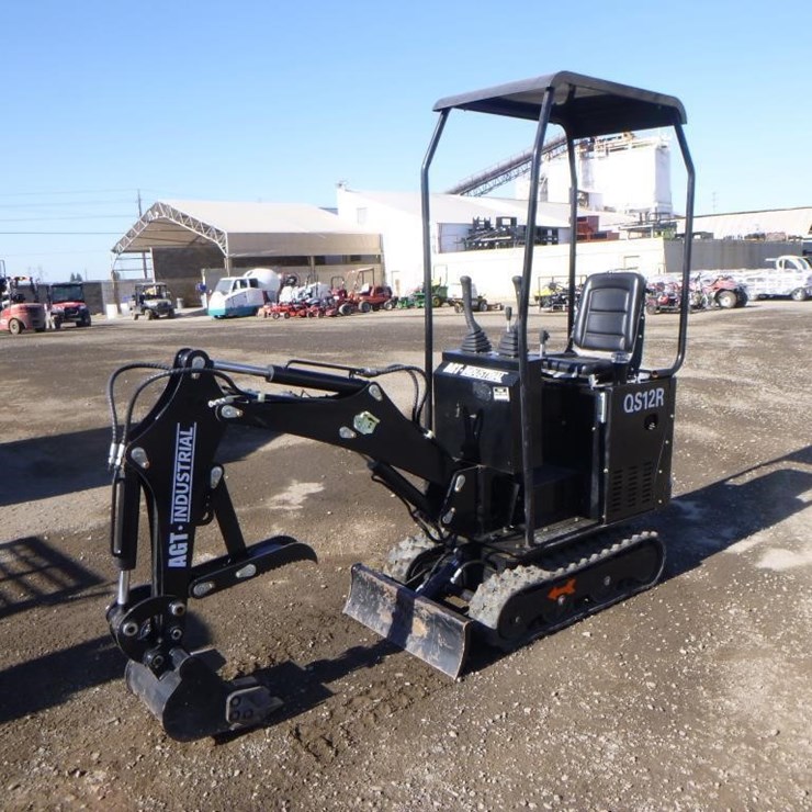 2024 AGT QS12R Hydraulic Excavator