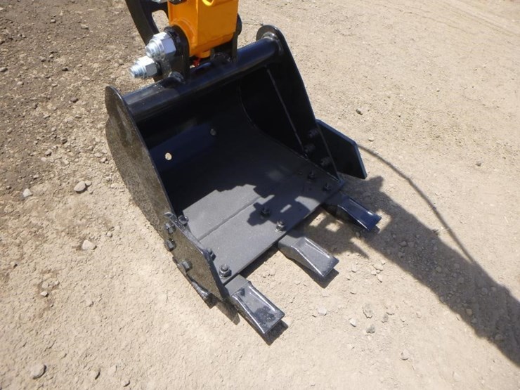 2025-vicsec-vc15j-hydraulic-excavator-image-9